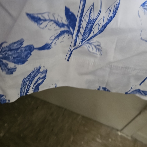 T Tahari Blue and White Floral Midi Dress - Picture 7 of 8